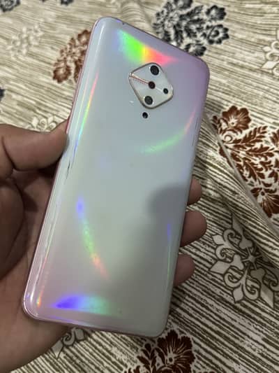 vivo s1 pro  4/128 gb