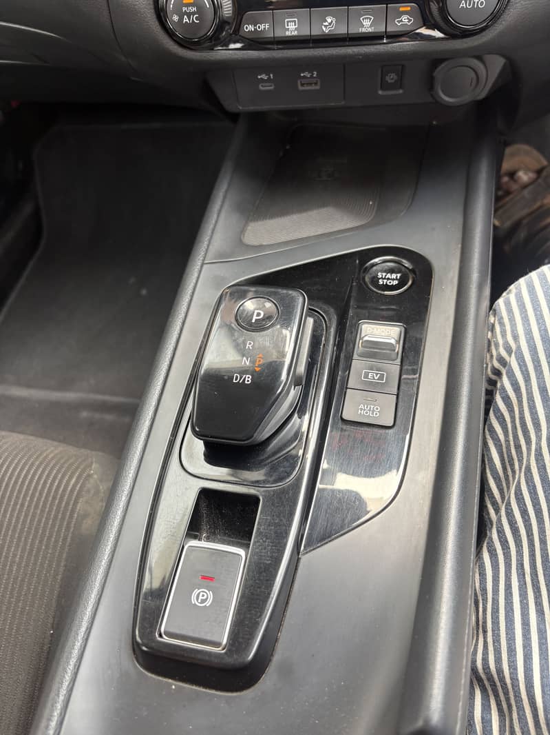 Nissan note E power 10