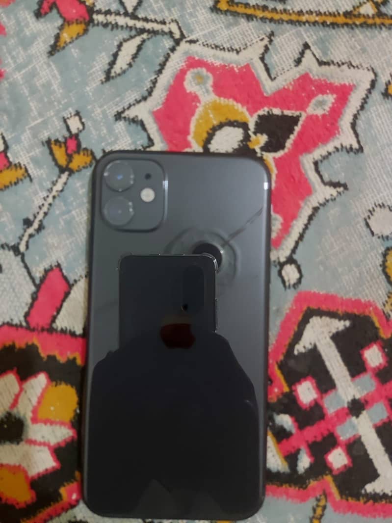 Apple iPhone 11 0