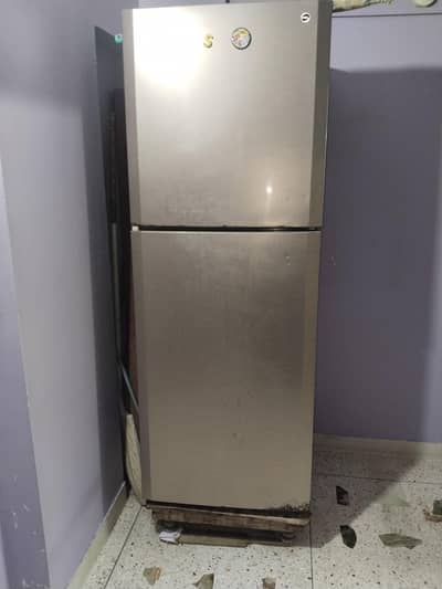pel fridge 4 to 5 year used
