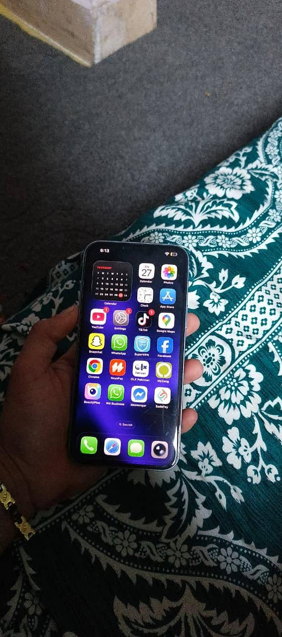 Apple iPhone 14 plus 0