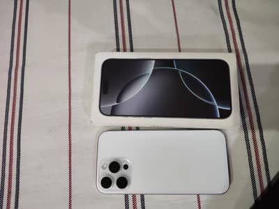 Apple iPhone 16 Pro Max