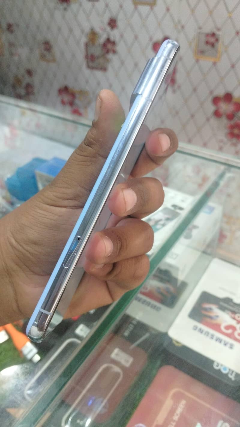 Google Pixel 8 Pro 4