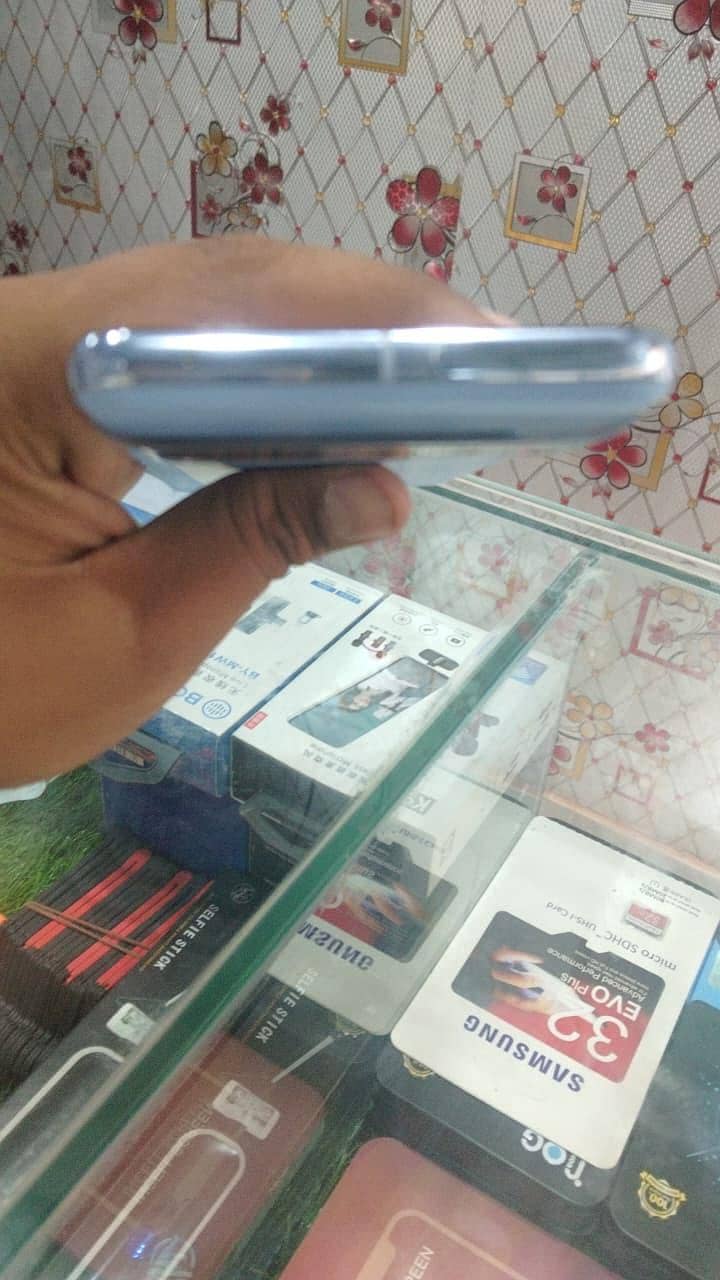 Google Pixel 8 Pro 6