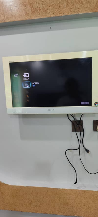 Sony LED 32" home used original 100% japani LCD 10by9