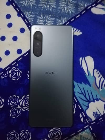 sony 5 mark 4 non pta sim time pra hai