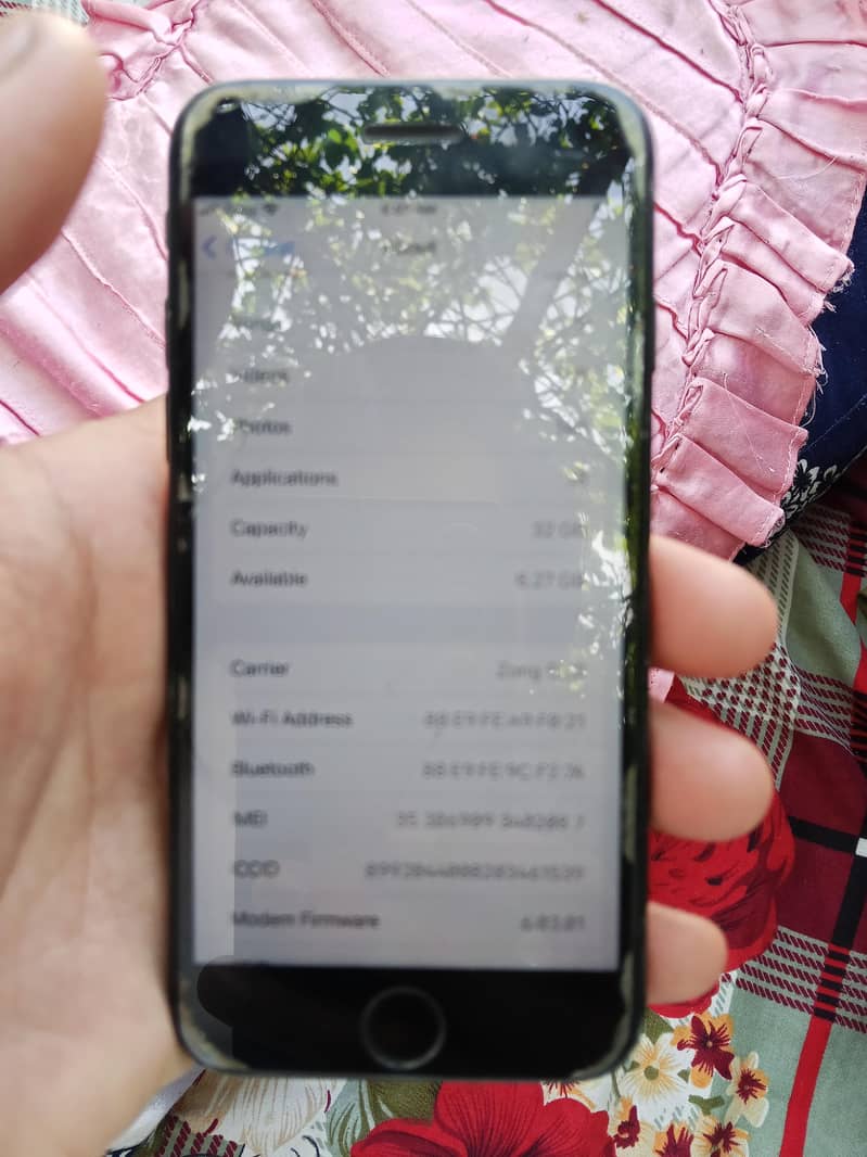Apple iPhone 7 1