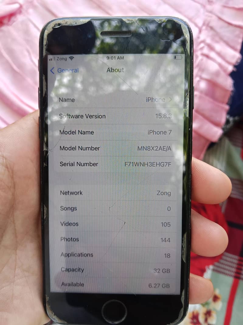 Apple iPhone 7 2