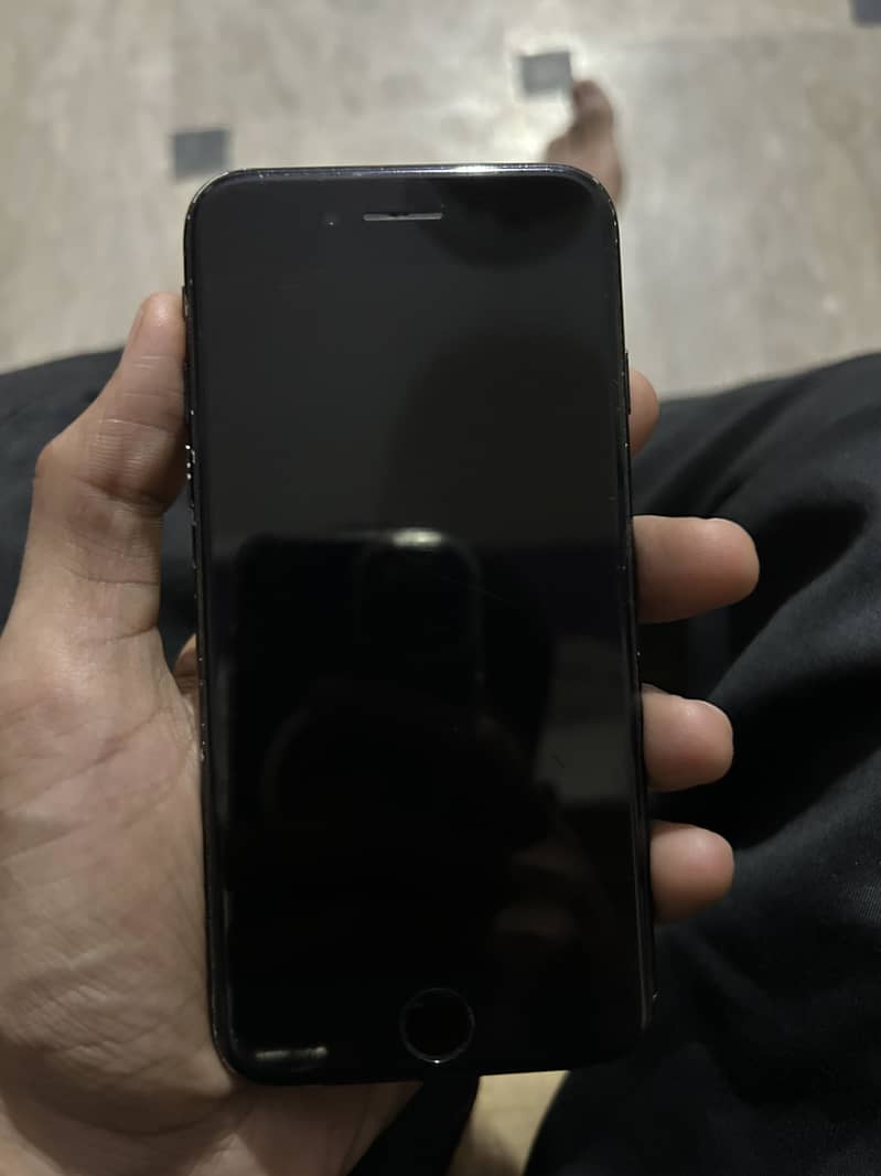 Apple iPhone 7 5