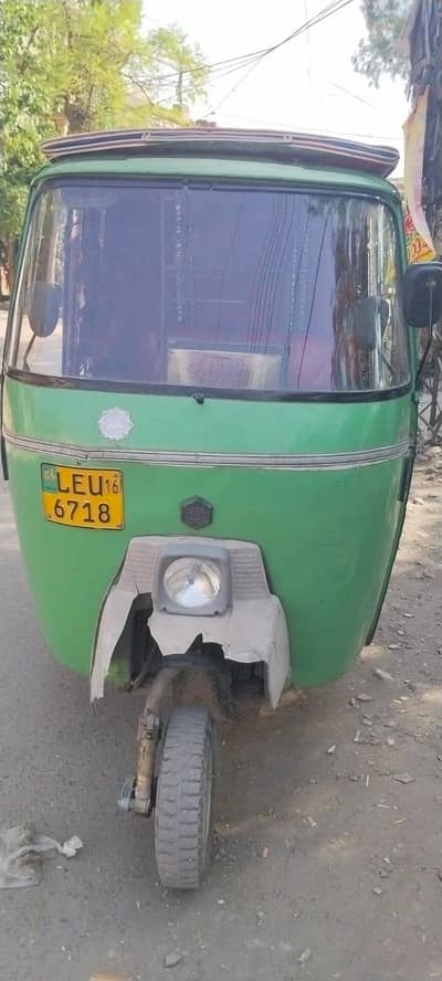 i am selling my auto Rickshaw