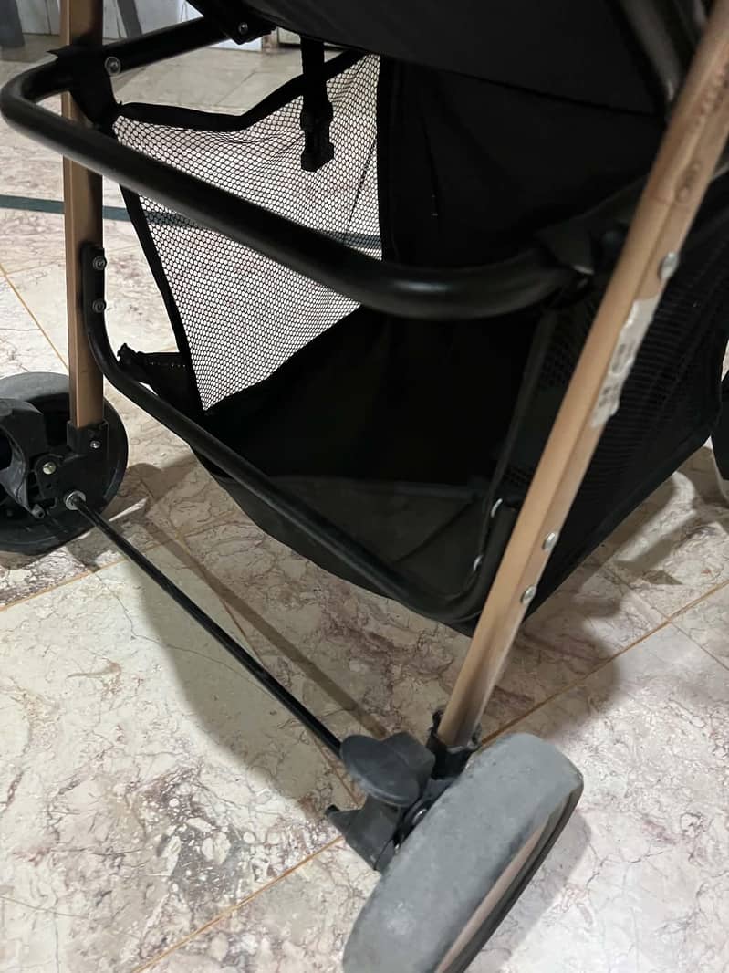 Pram/stroller 1