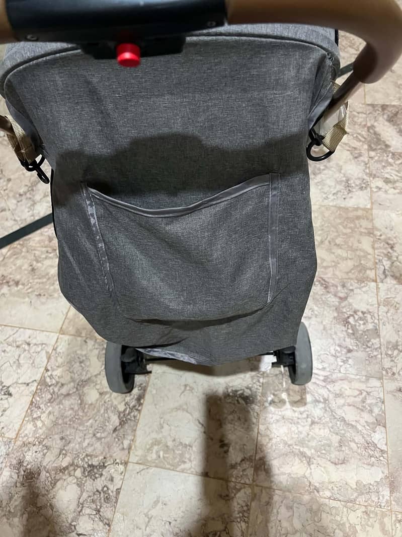 Pram/stroller 4