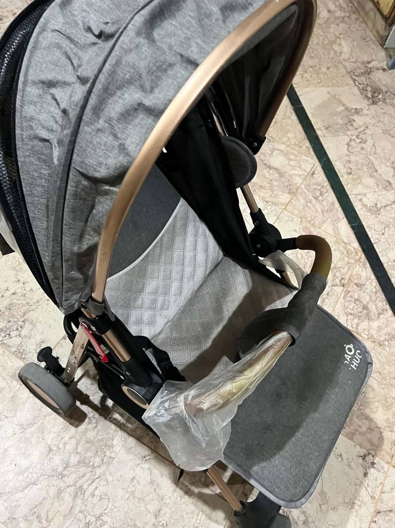 Pram/stroller 8