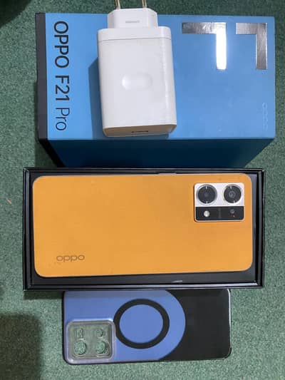 Oppo F21 pro 8 GB ram 128 GB mamory 10 by 10 condition with box