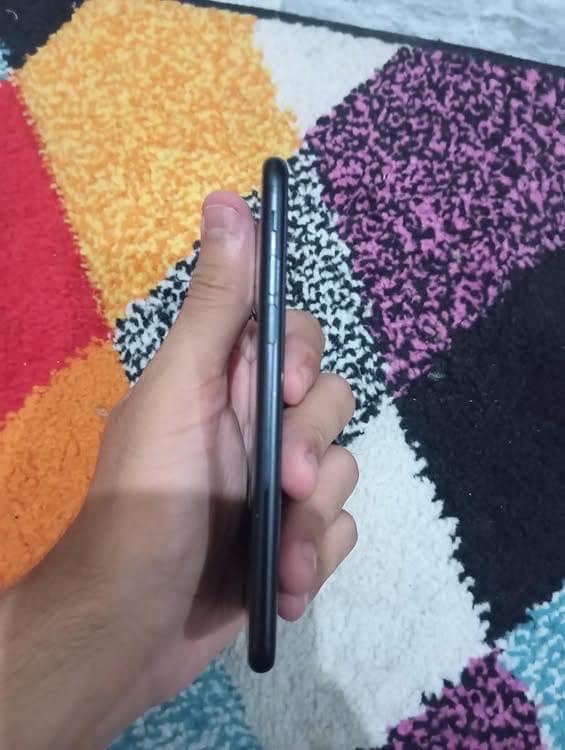iPhone Se 2 5