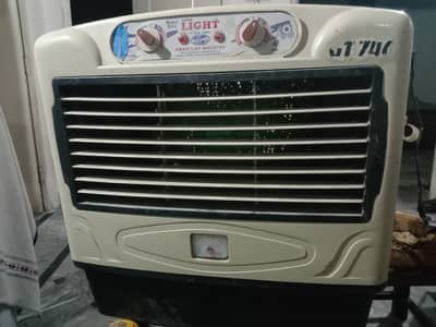 DC solar cooler small size. . . 0:3:3:3:9:8:1:7:2:6:0
