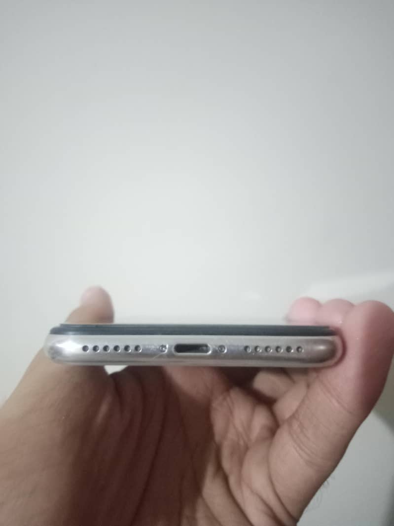 Apple iPhone X 2