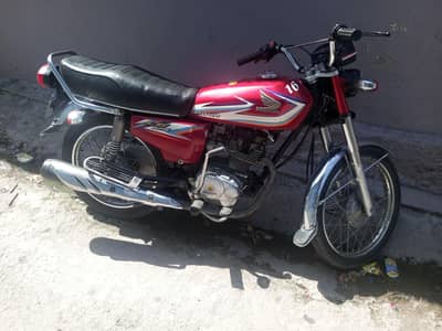 Honda 125cc /2016 MODEL foR SaLe only only serious buyer's contact