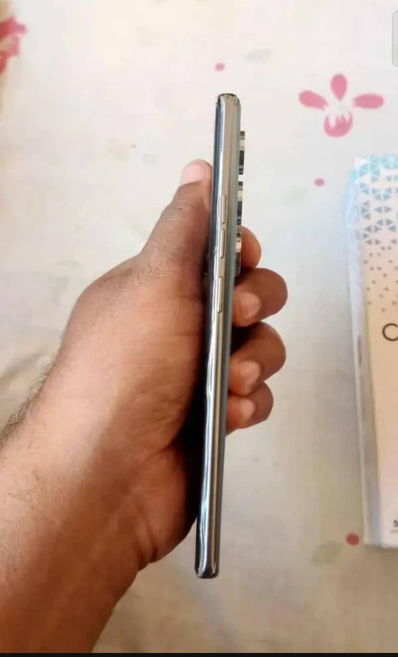 Tecno CAMON 40 Pro 7
