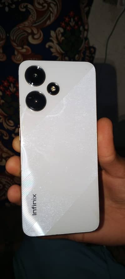 Infinix Hot 30 Play