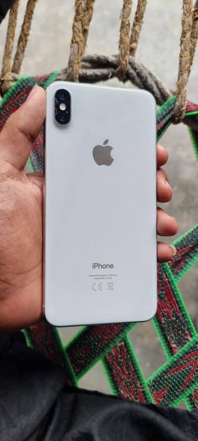 xs max