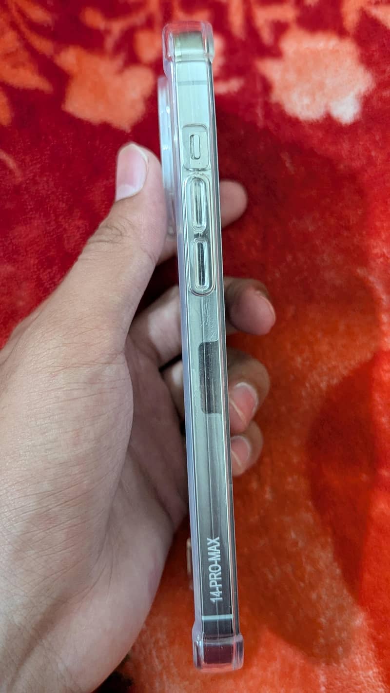 iphone 14 pro max 3