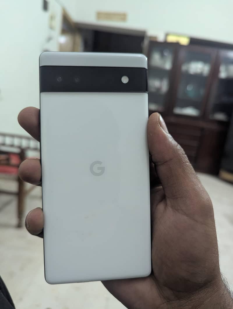 Google Pixel 6a 1