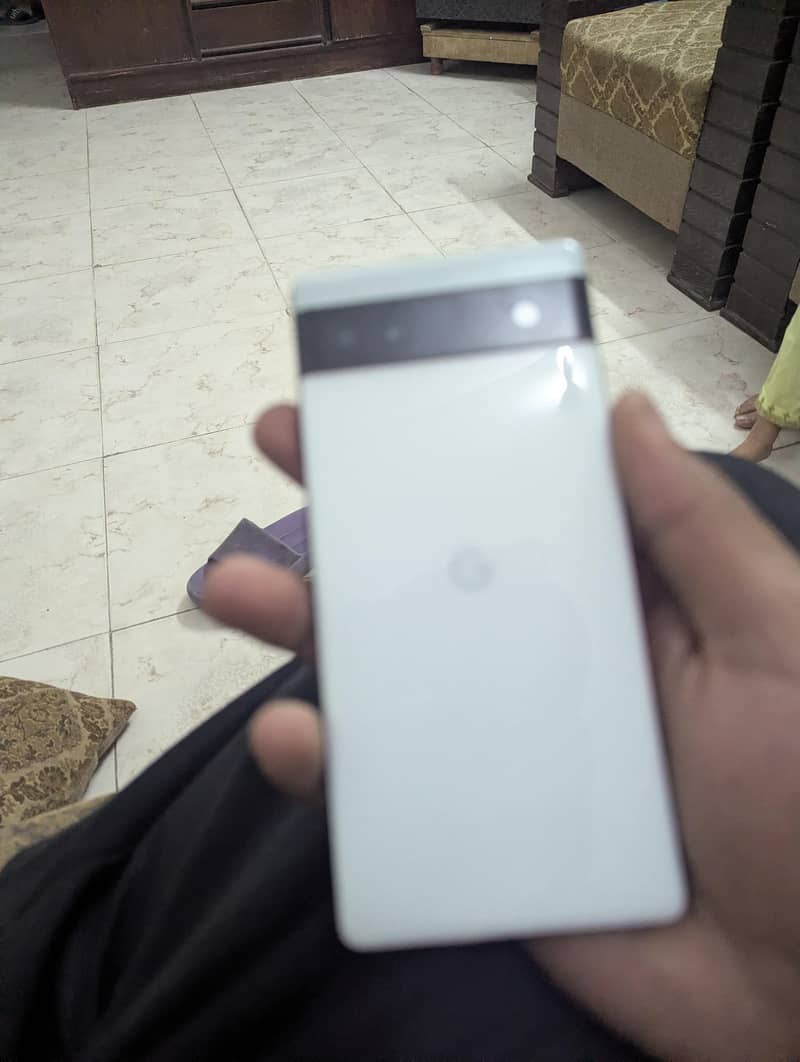 Google Pixel 6a 5