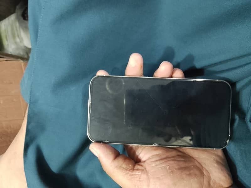 Apple iPhone 13 Pro 2