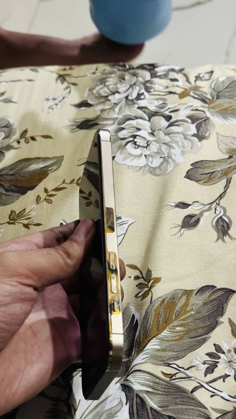 IPHONE 14 PRO MAX 2