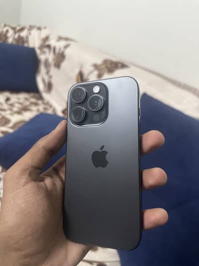 Apple iPhone 16 Pro