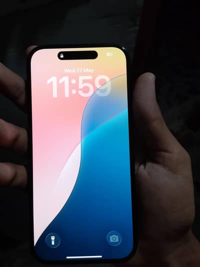 Apple iPhone 15