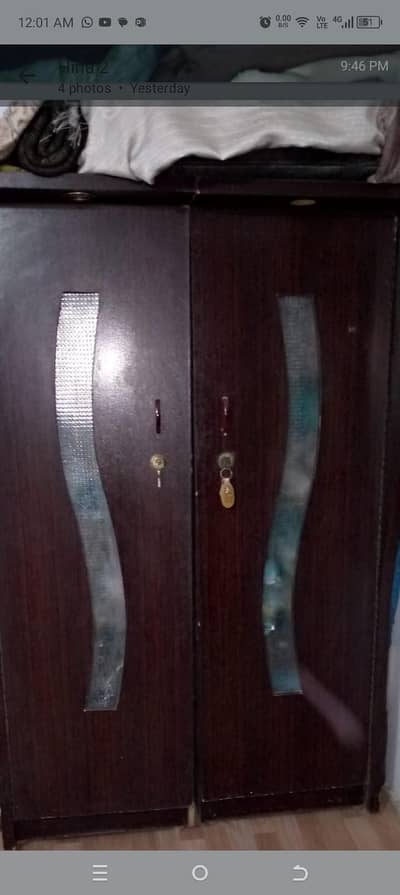 2 door almari good condition