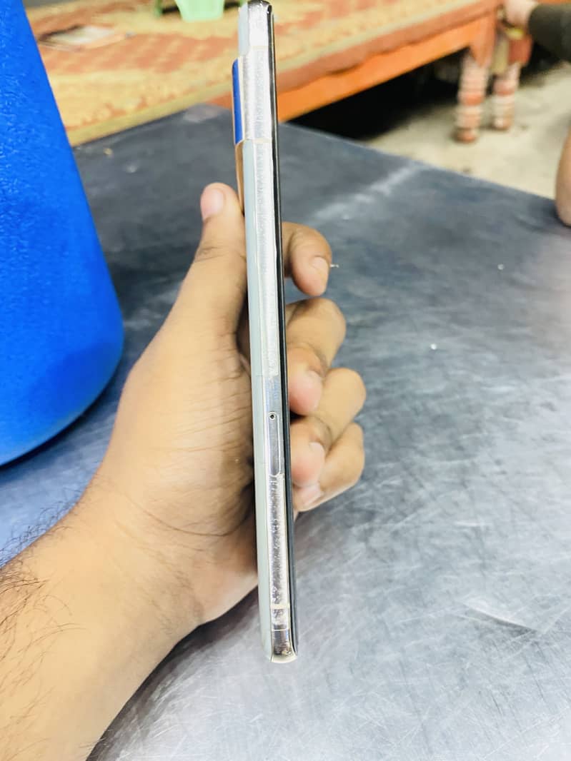 GOOGLE PIXEL 7 PRO 3