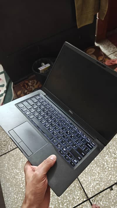 Dell latitude 7400