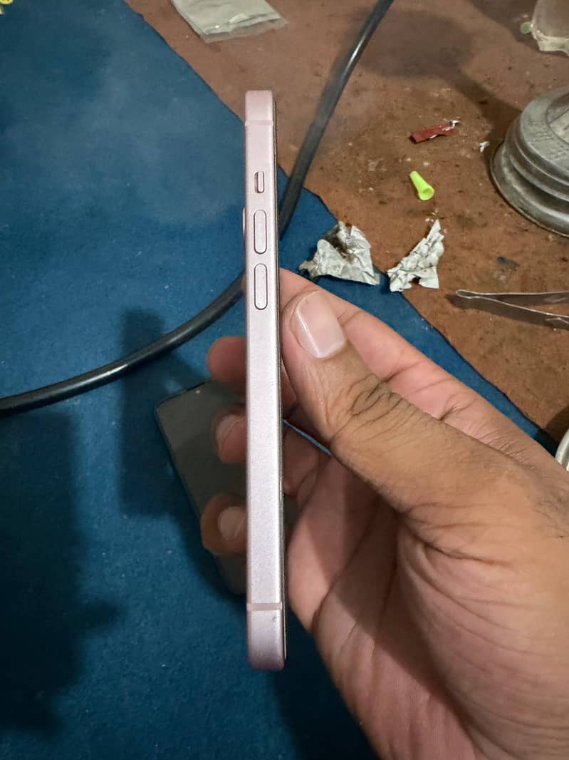 Apple iPhone 15 1