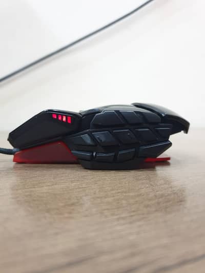 21 Buttons premium Gaming Mouse Mad Catz MMO TE {Black}