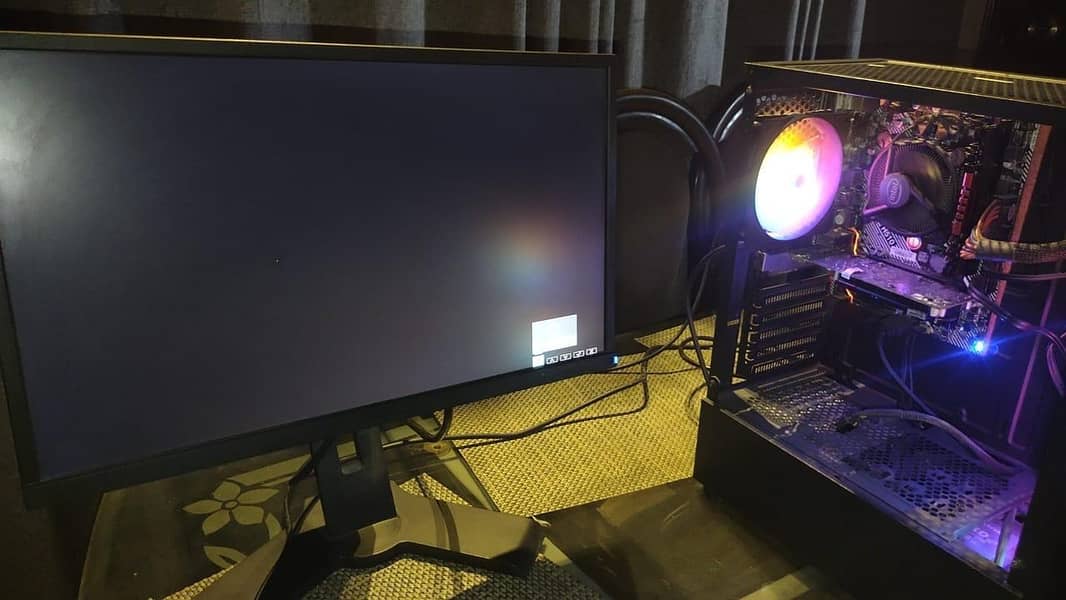 Gaming PC - Complete Setup (9/10 Condition) 5
