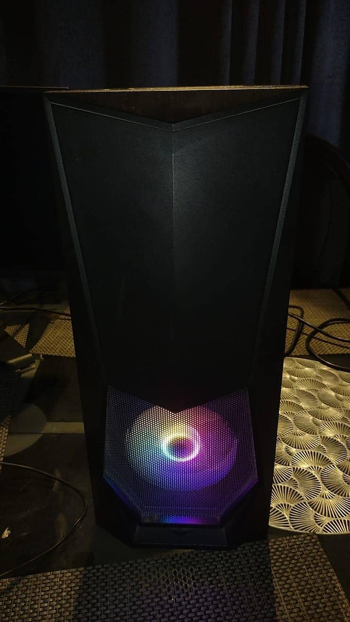 Gaming PC - Complete Setup (9/10 Condition) 7