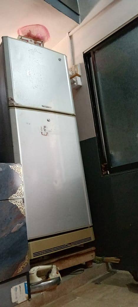 Fridge 0