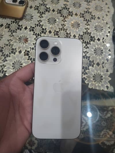 Apple iPhone 16 Pro Max