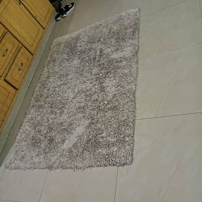 shaggy rug
