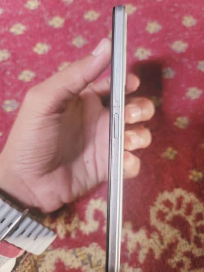 Infinix Hot 12