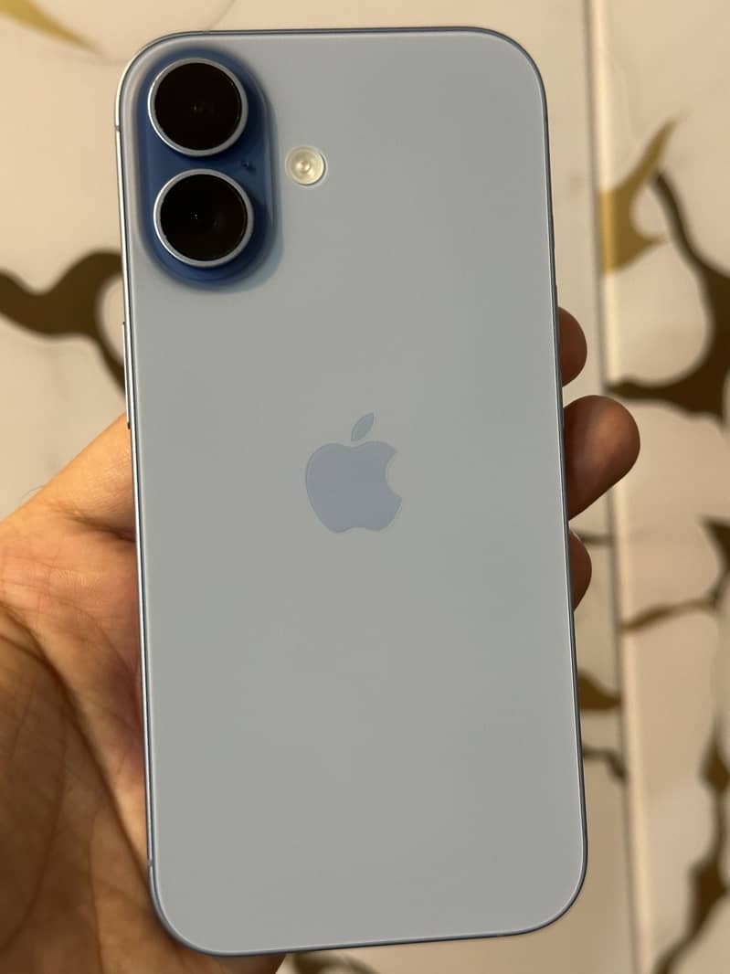 iPhone 17 1