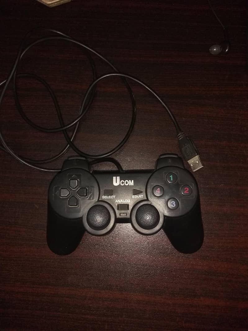 gaming controller 0