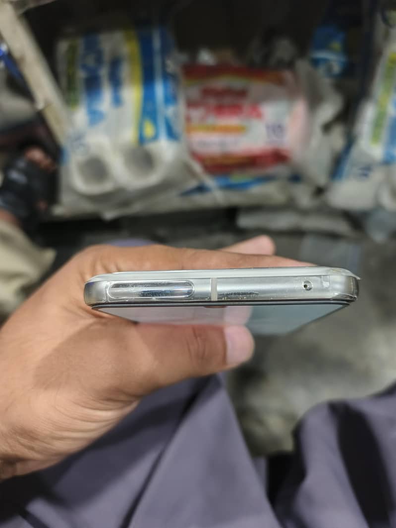 Google Pixel 8 Pro 0
