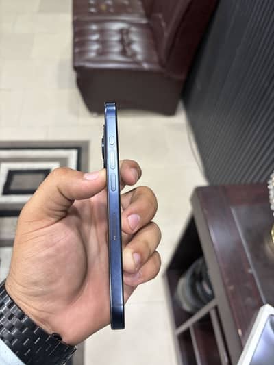 Iphone 15 pro 1Tb