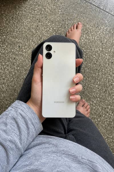 a06 Samsung with box