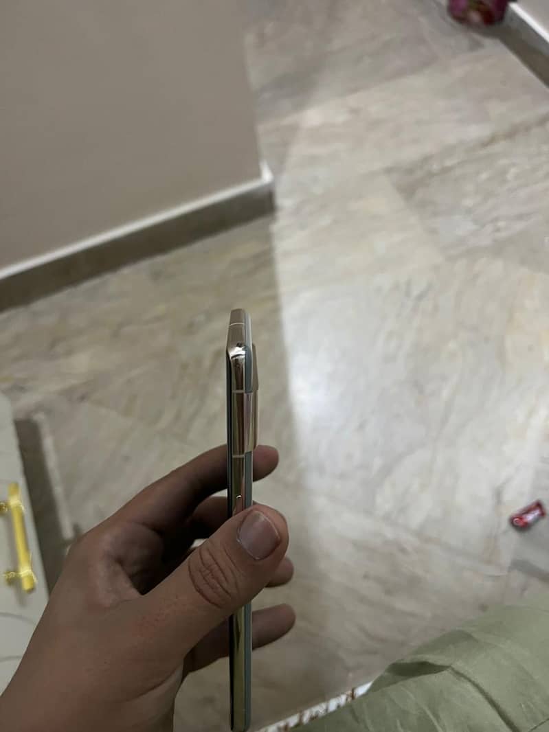 Google Pixel 7 Pro 6