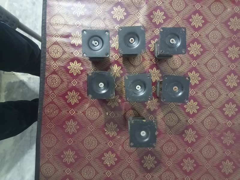 Foot/Table leveller(s) 5